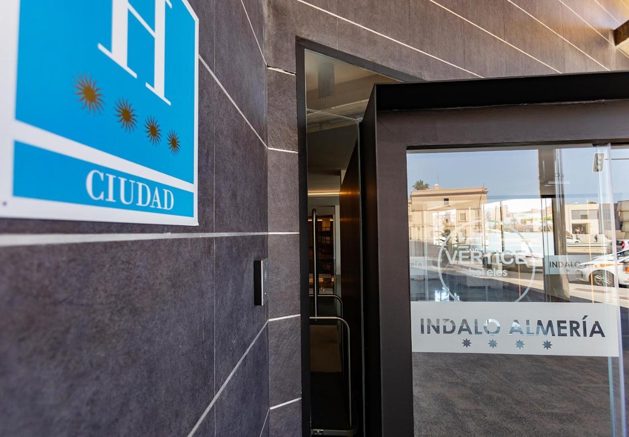 Vertice Indalo Almería Exterior foto