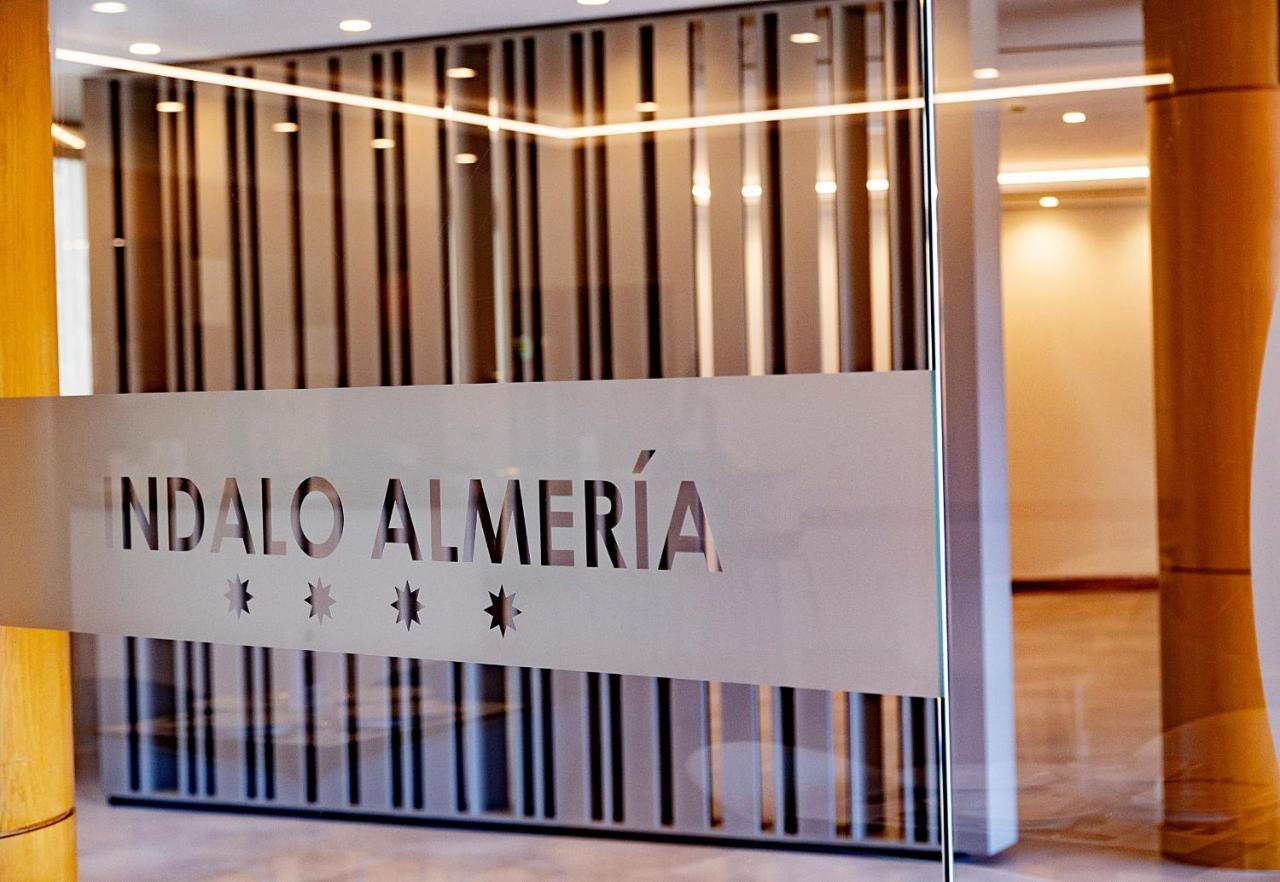 Vertice Indalo Almería Exterior foto
